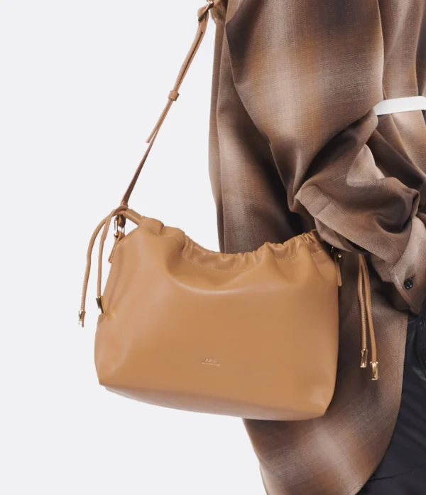 A.P.C. Sac Ninon Caramel le grand escompte 6